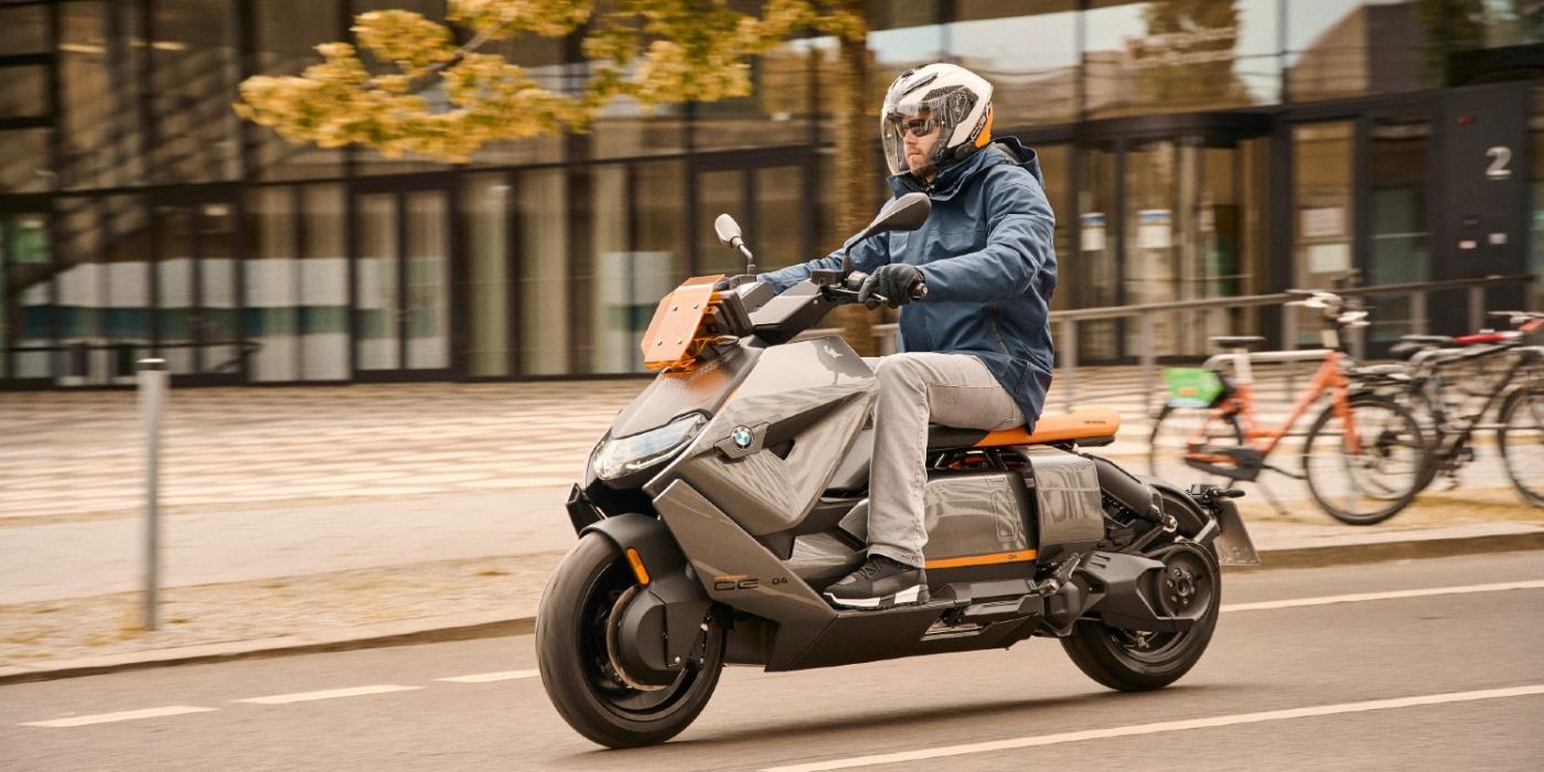 bmw-ce-04-01