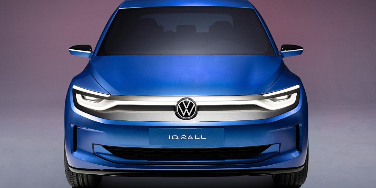 2023 Volkswagen ID.7 wants to compete with Tesla Model 3 - ArenaEV