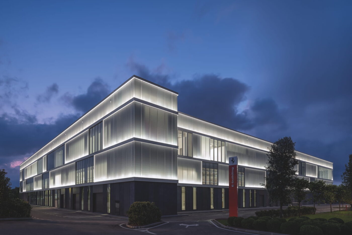 Ferrari e-building Maranello