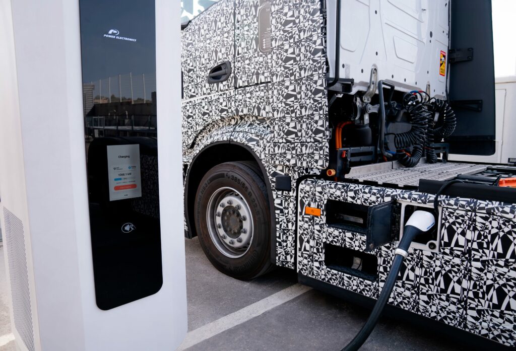 E-Mobility Engineering