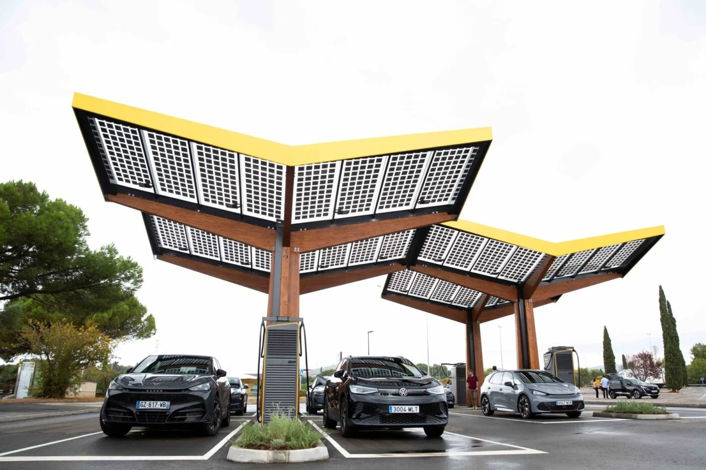 Fastned hpc charging park barcelona spain