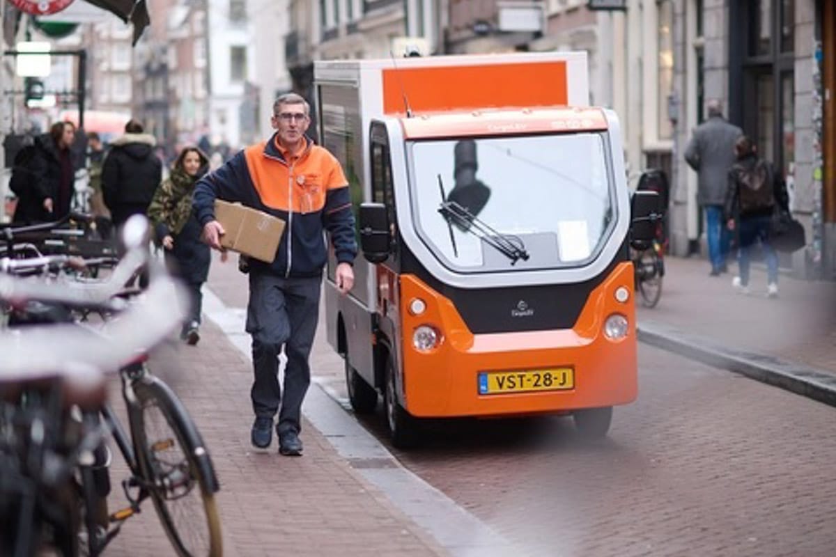 Postnl niederlande post last mile delivery