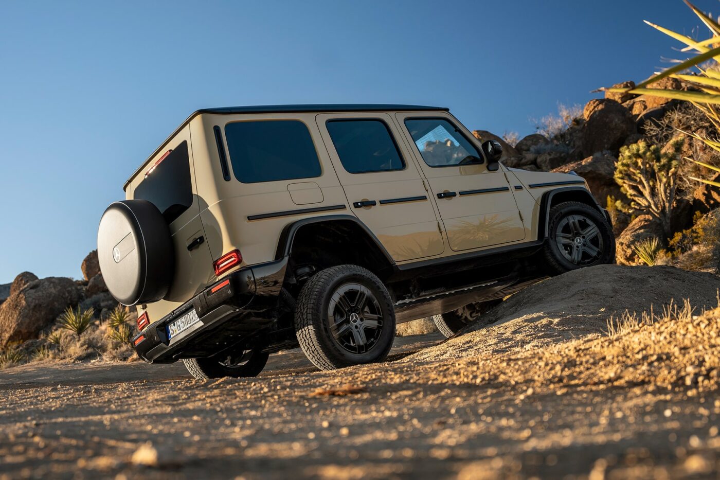 Mercedes benz g eq technology g klasse g class min