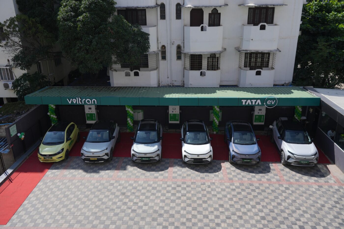 Tataev manned charging station india hpc dc