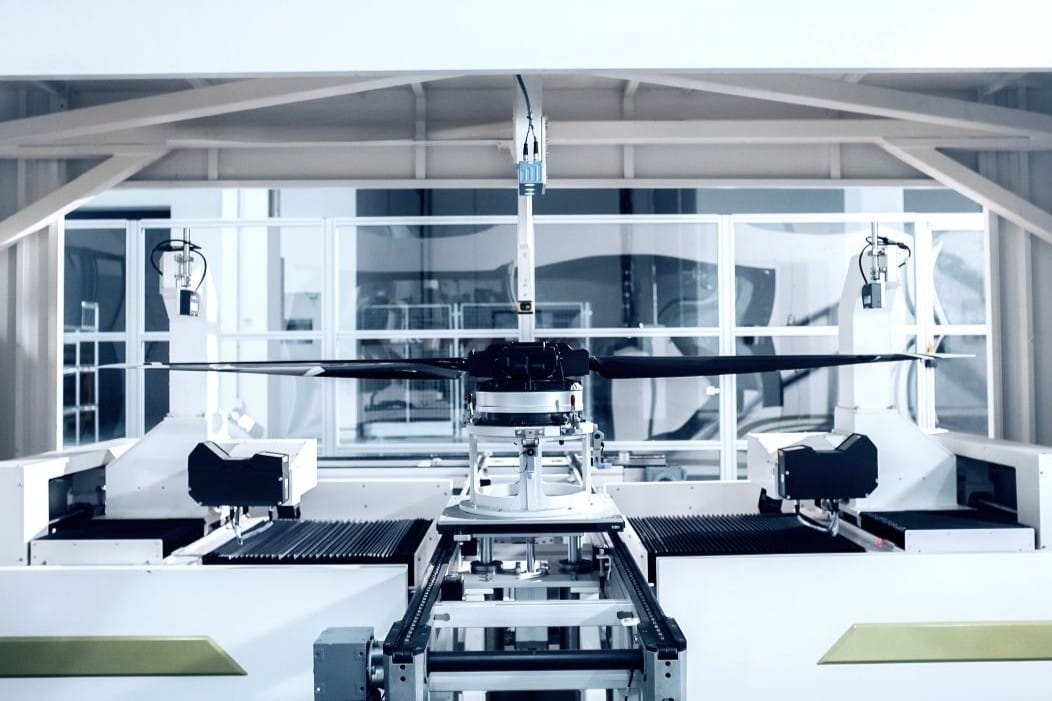 Aridge land aircraft carrier guangzhou cropped