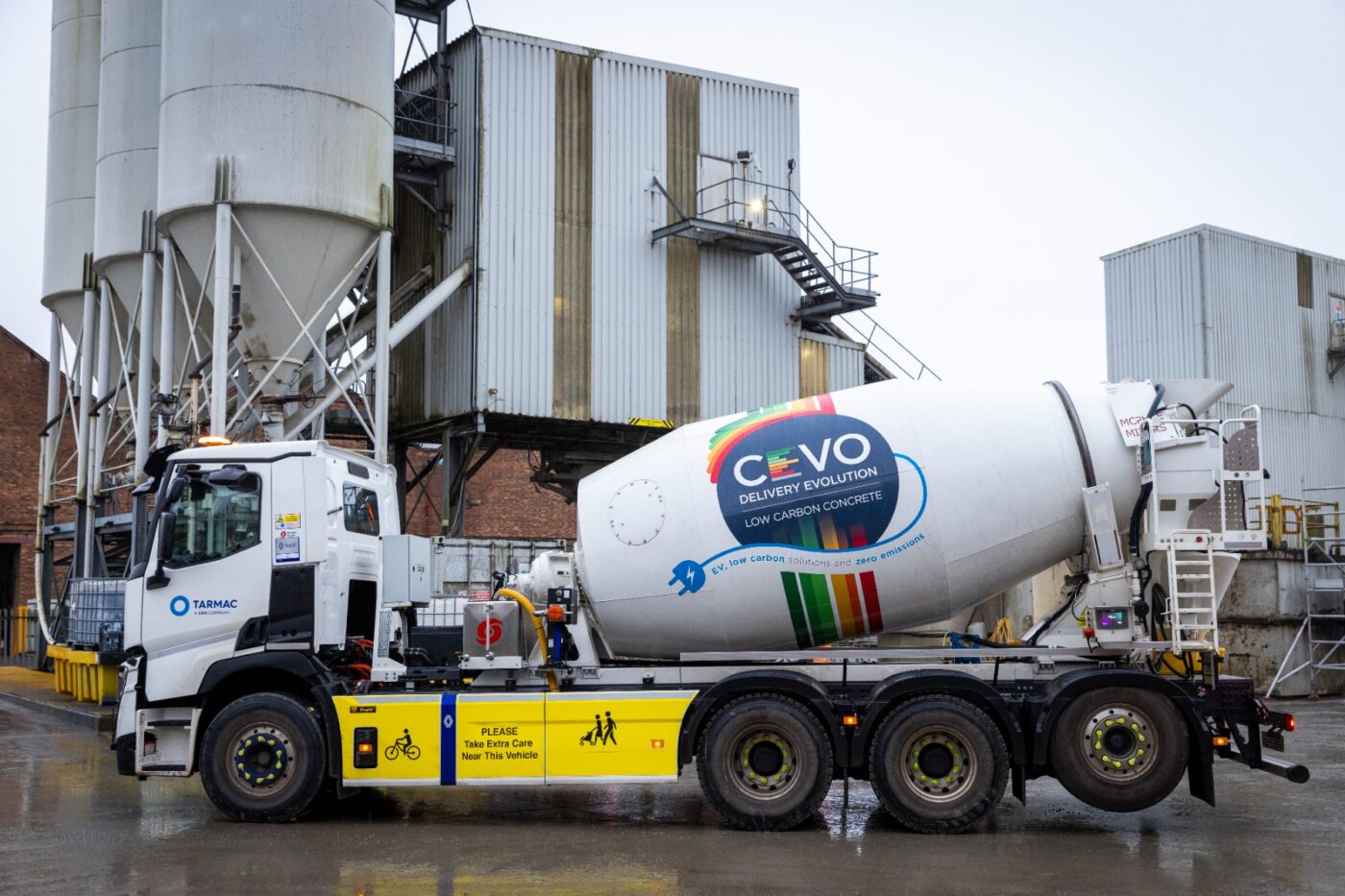 Scottland electric concrete mixer tarmac construction electric trucks