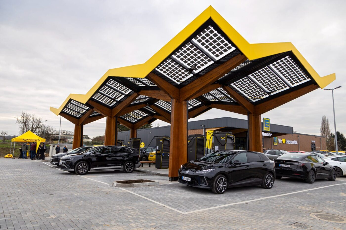 Fastned ladestation charging station buederich