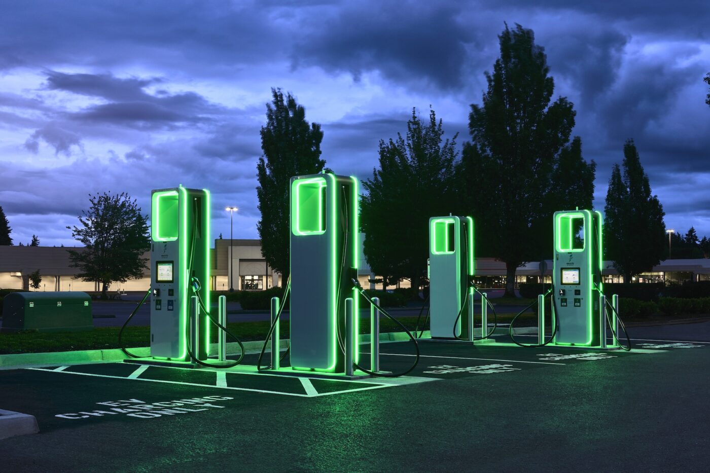 Electrify america ladepark ladestation charging station