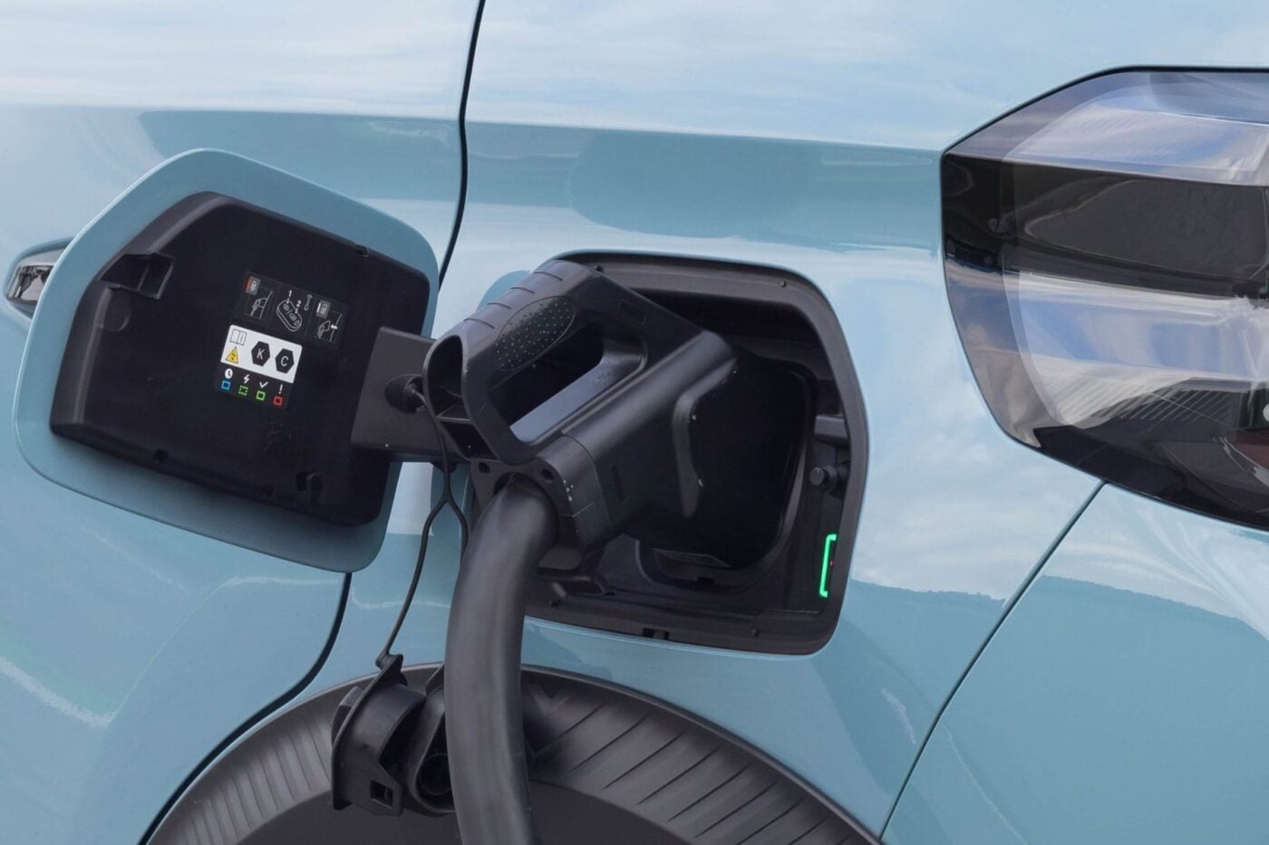 Citroen e c3 fahrbericht daniel boennighausen ccs ladestation charging station min