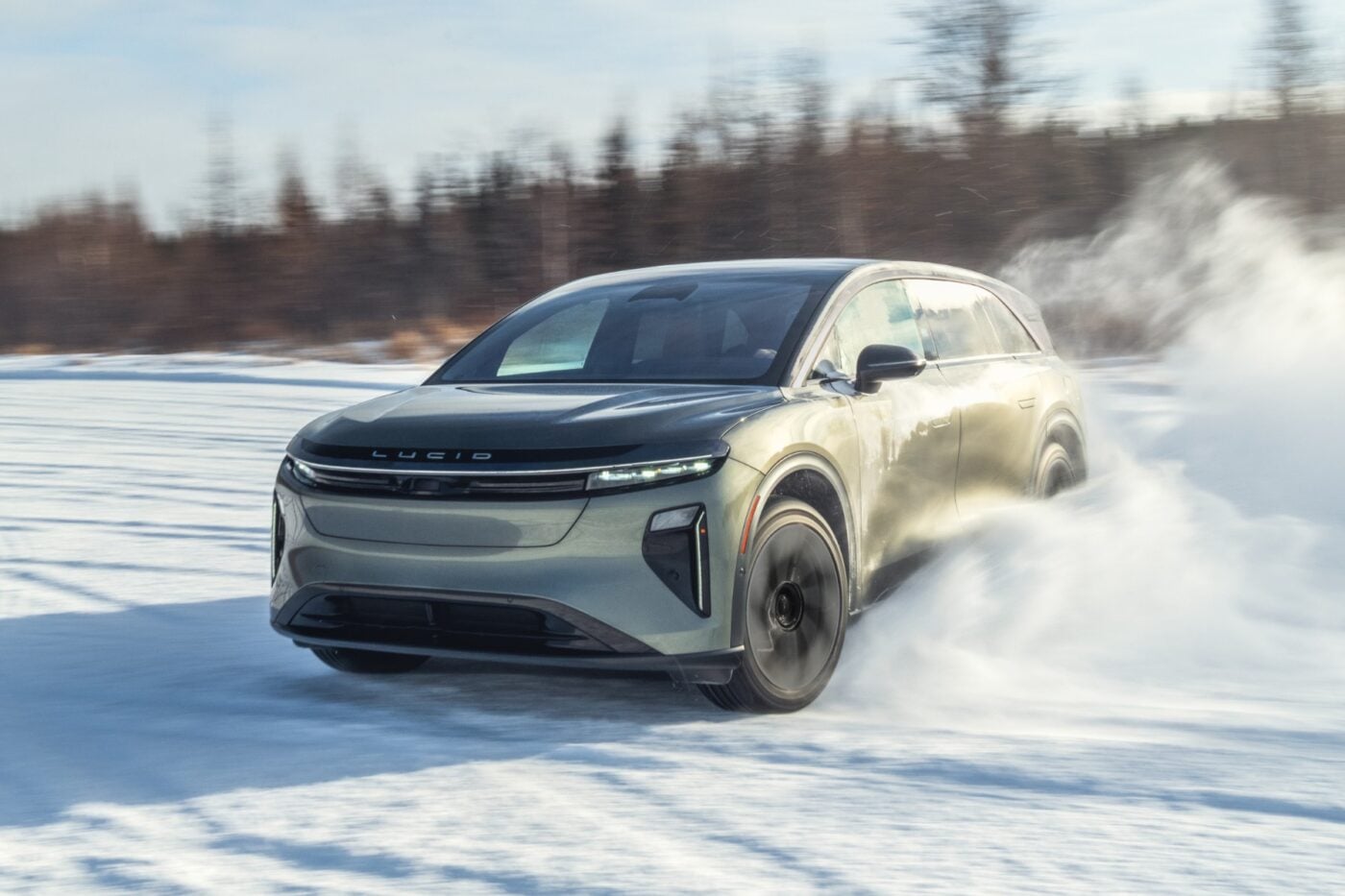 Lucid gravity winter schnee