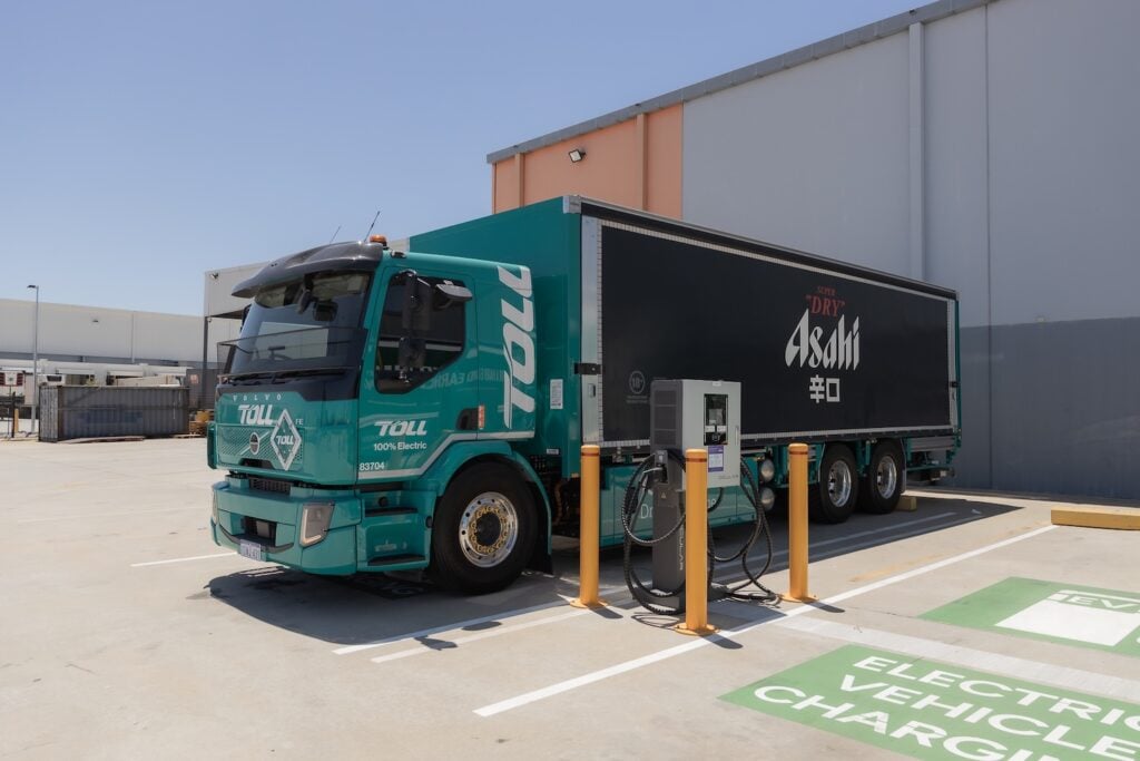 Toll asahi australia electric trucks