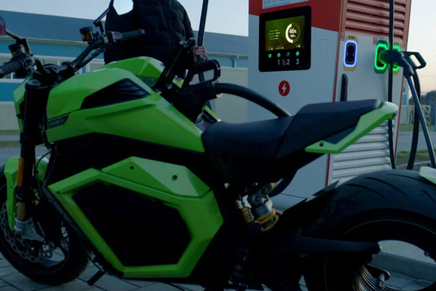 Donut lab feststoffbatterie verge motorcycles ts pro ladetest