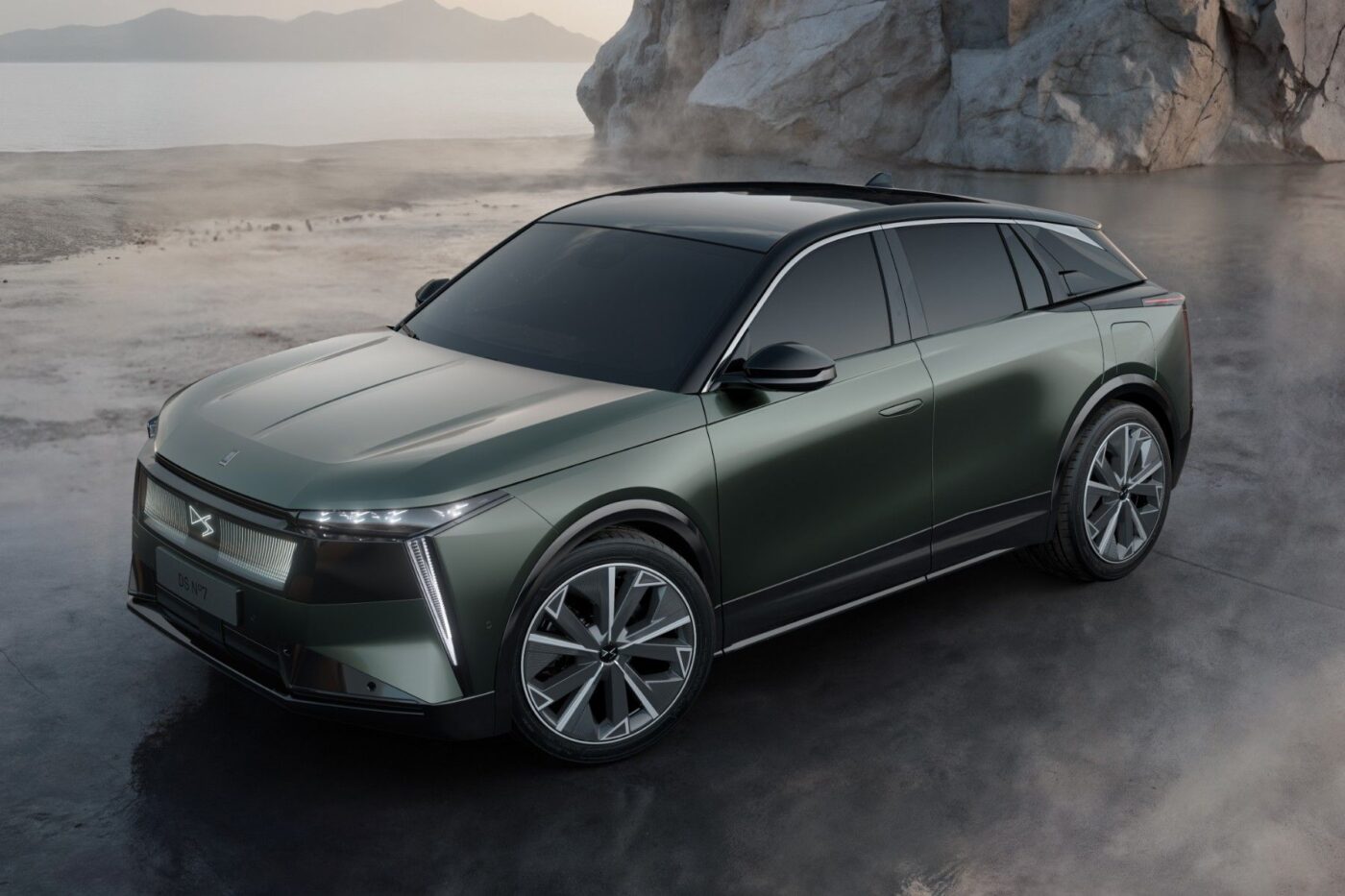 Ds automobiles ds n7 min