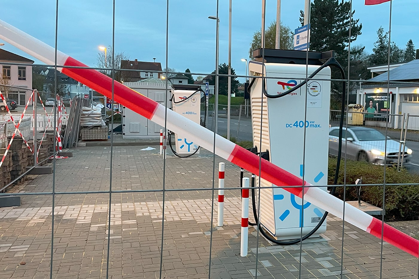 Totalenergies ladestation charging station deutschlandnetz schwalmstadt min