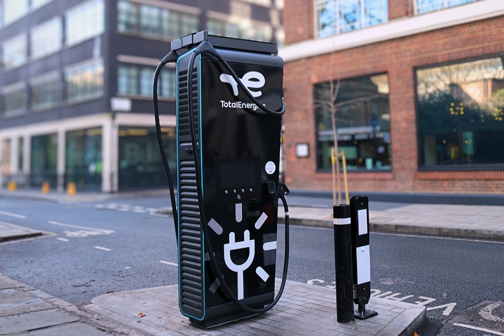 Tfl london total totalenergies ladestation