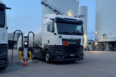 hoyer group man e lkw kempower ladestation Hoyer group man e lkw kempower ladestation