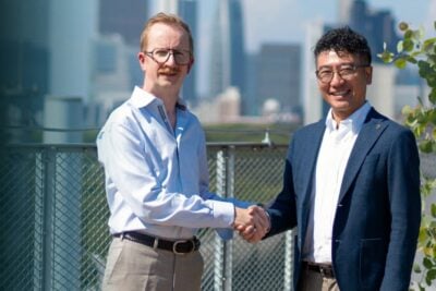 Plugcharge kooperation hubject plugo ceos christian hahn und naoki okawa