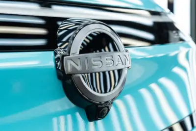Nissan leaf min 1400x933jpeg