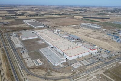 catl debrecen ungarn luftbild 2026 Luftaufnahme der neuen CATL-Fabrik in Debrecen