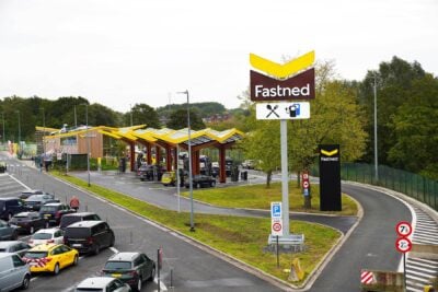 Der Ausbau von Fastned-Schnellladestationen wie bei Gentbrugge in Belgien wird vorangetrieben.