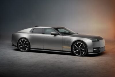 Jaguar type front schraeg scaled