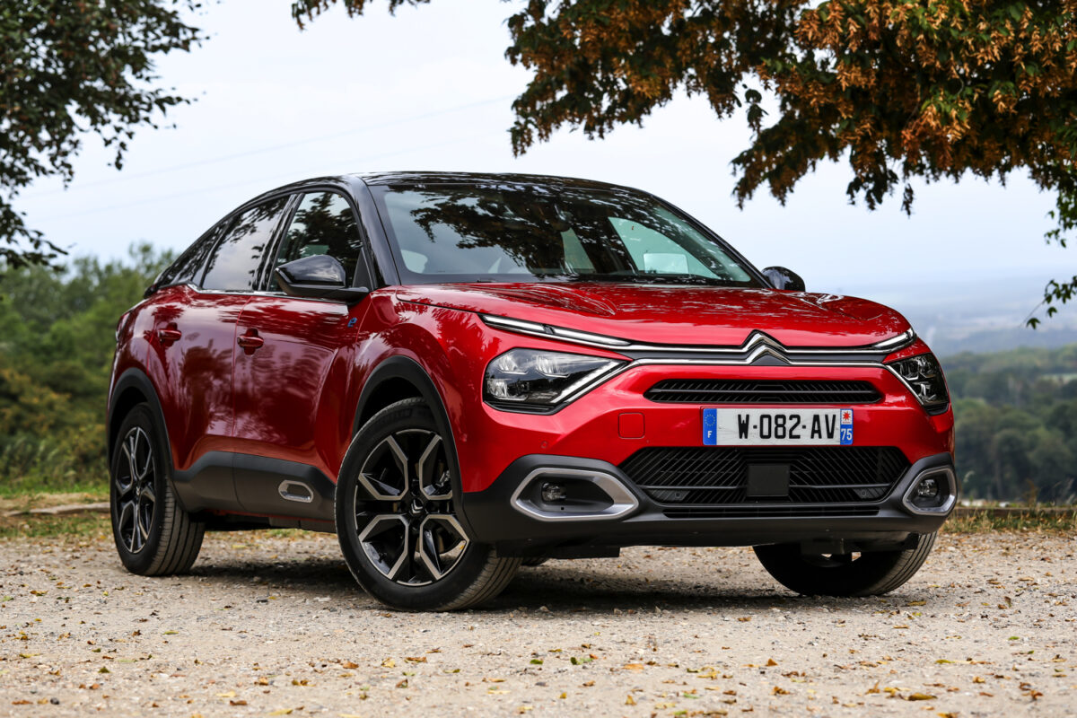 Citroën ë-C4 trois quarts avant