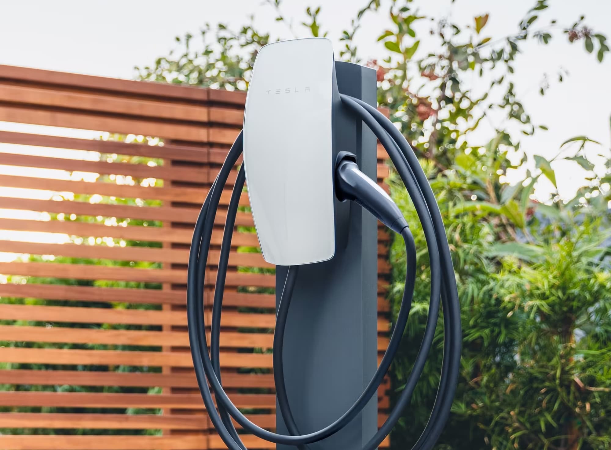 Tesla Wall Connector V3