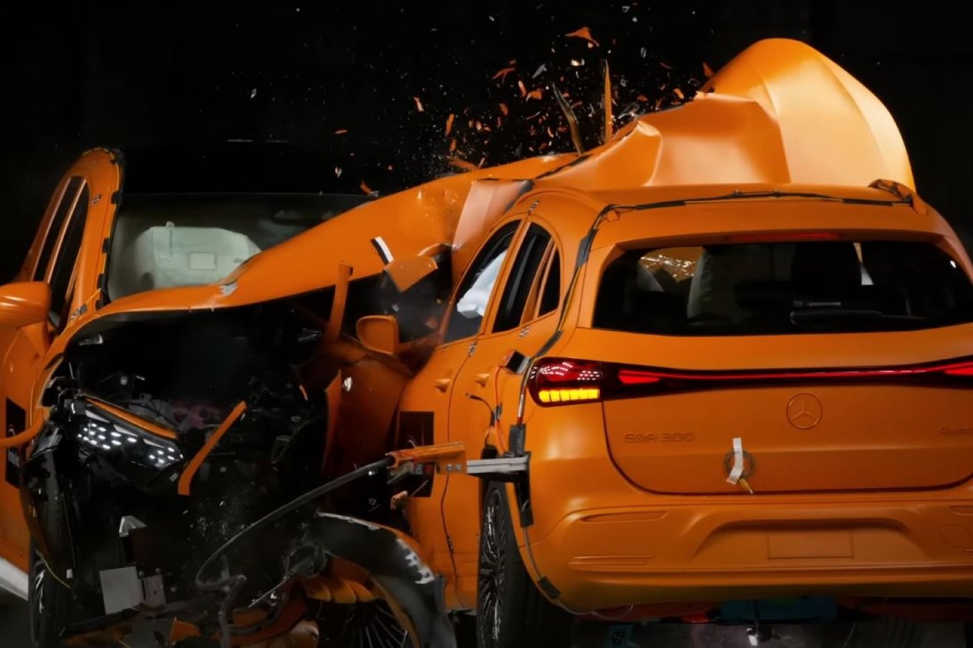 Crash Test Mercedes 2