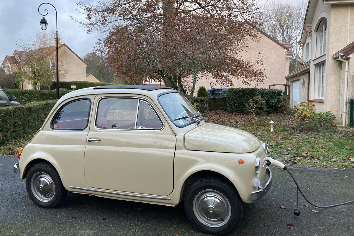 Fiat 500 de 1965 rétrofitée