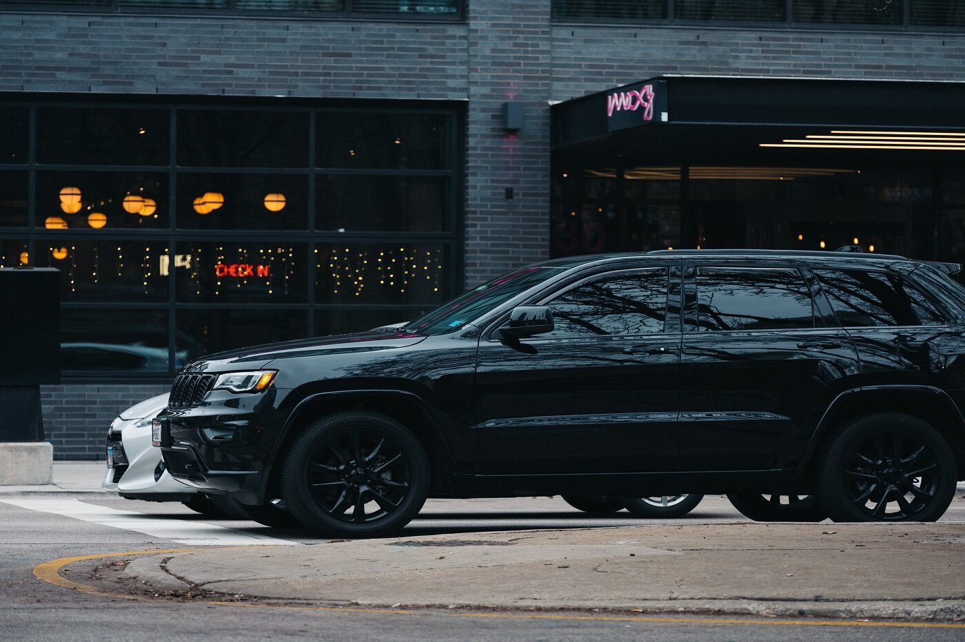 SUV