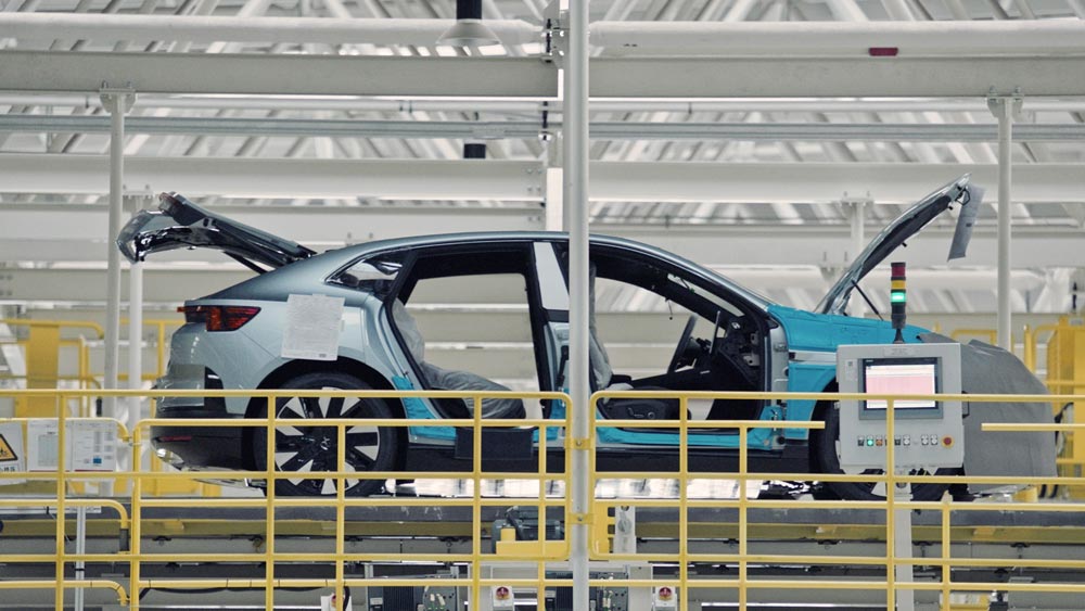 Polestar 4 Renault va produire le grand SUV électrique Polestar 4