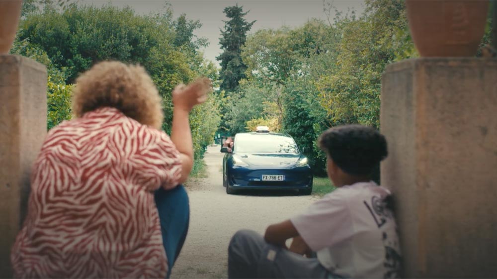 Tesla Model 3 dans la série Marianne