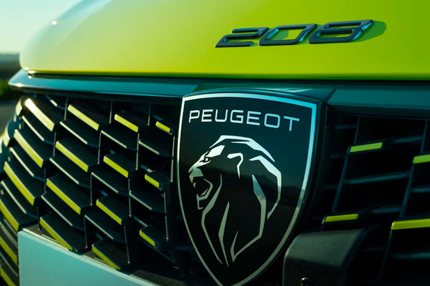 Peugeot e-208 2023