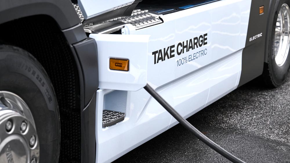 Préparer la recharge des poids lourds électriques sur autoroutes