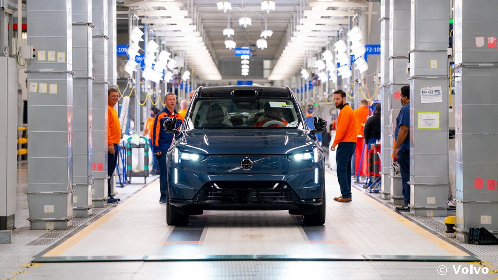 Volvo Lancement production EX90