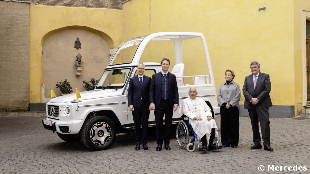 Mercedes Papamobile Pape François