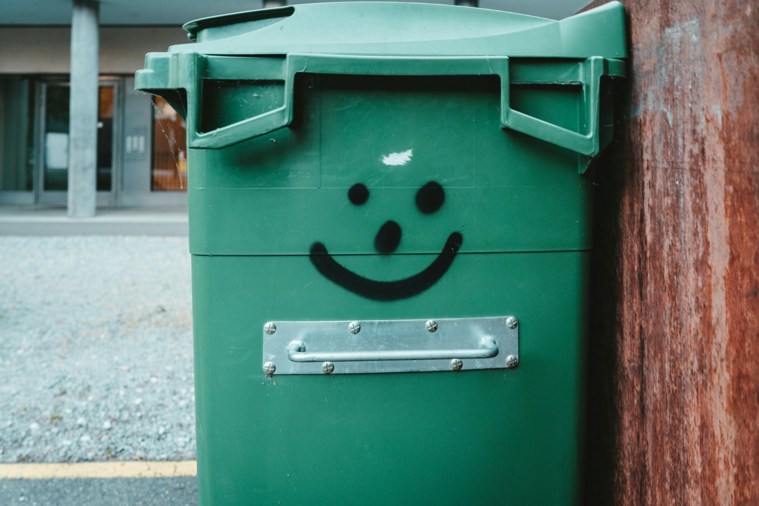 Poubelles Puce Electronique
