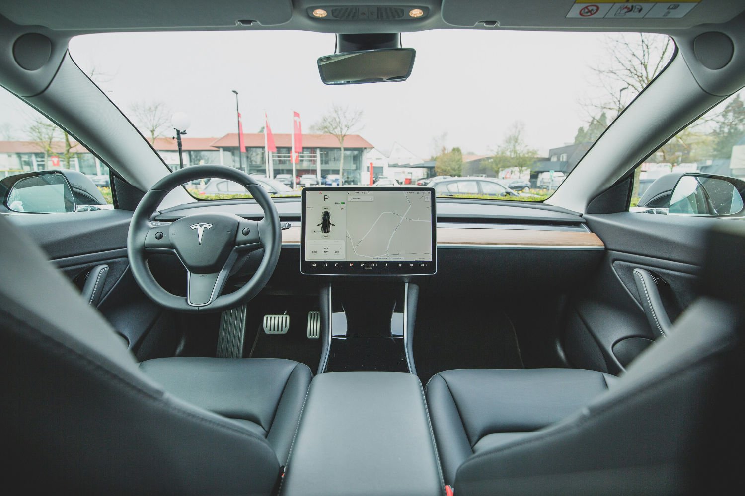 Tesla Voiture Autonome Europe