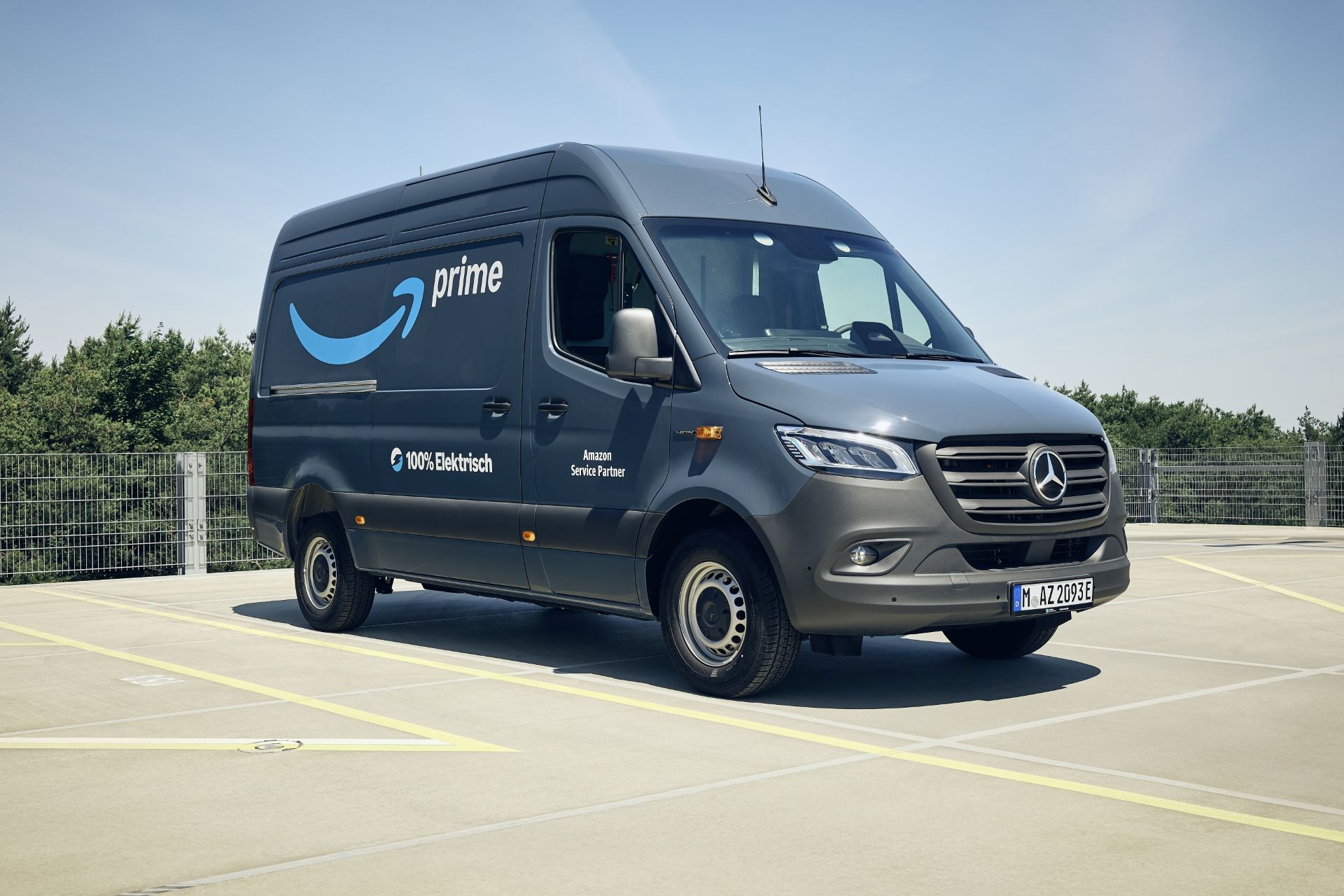 Amazon Mercedes (1)