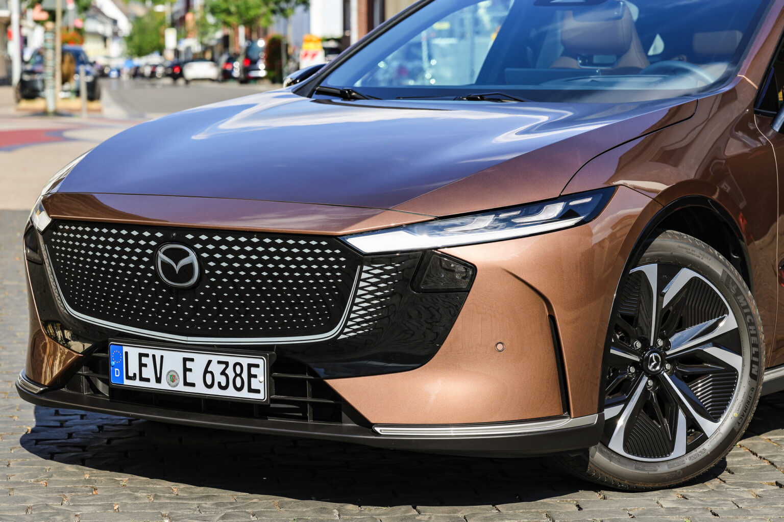 Design Mazda 6e