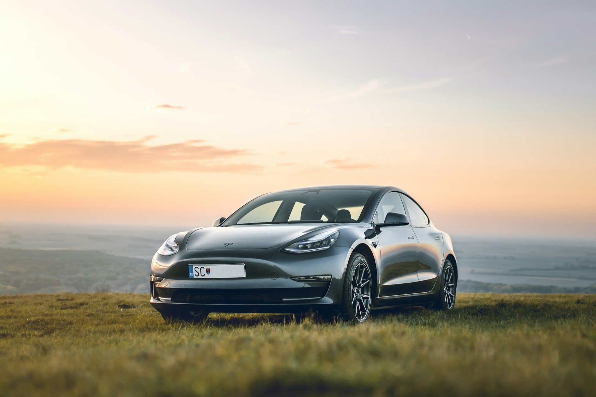 Tesla, Paysage