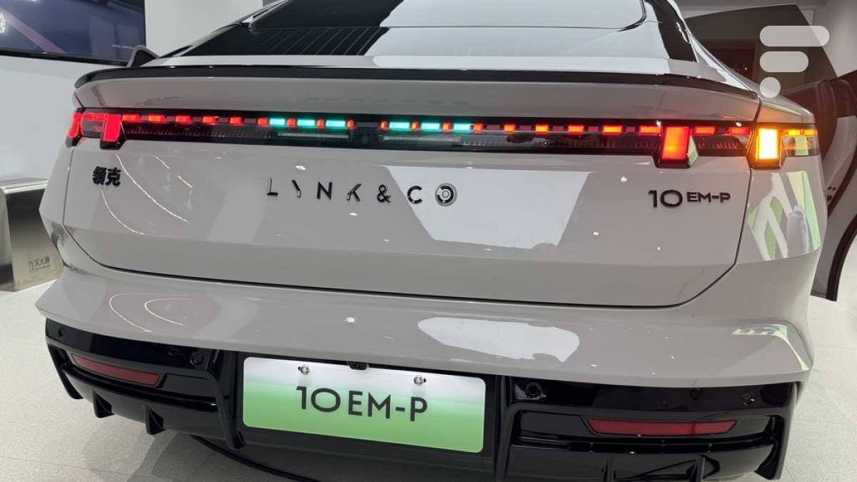EM-P 10