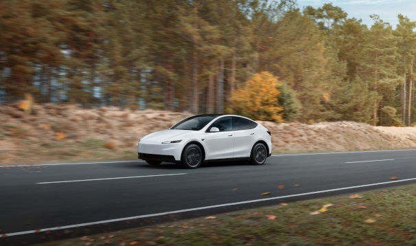 Tesla Model Y Standard