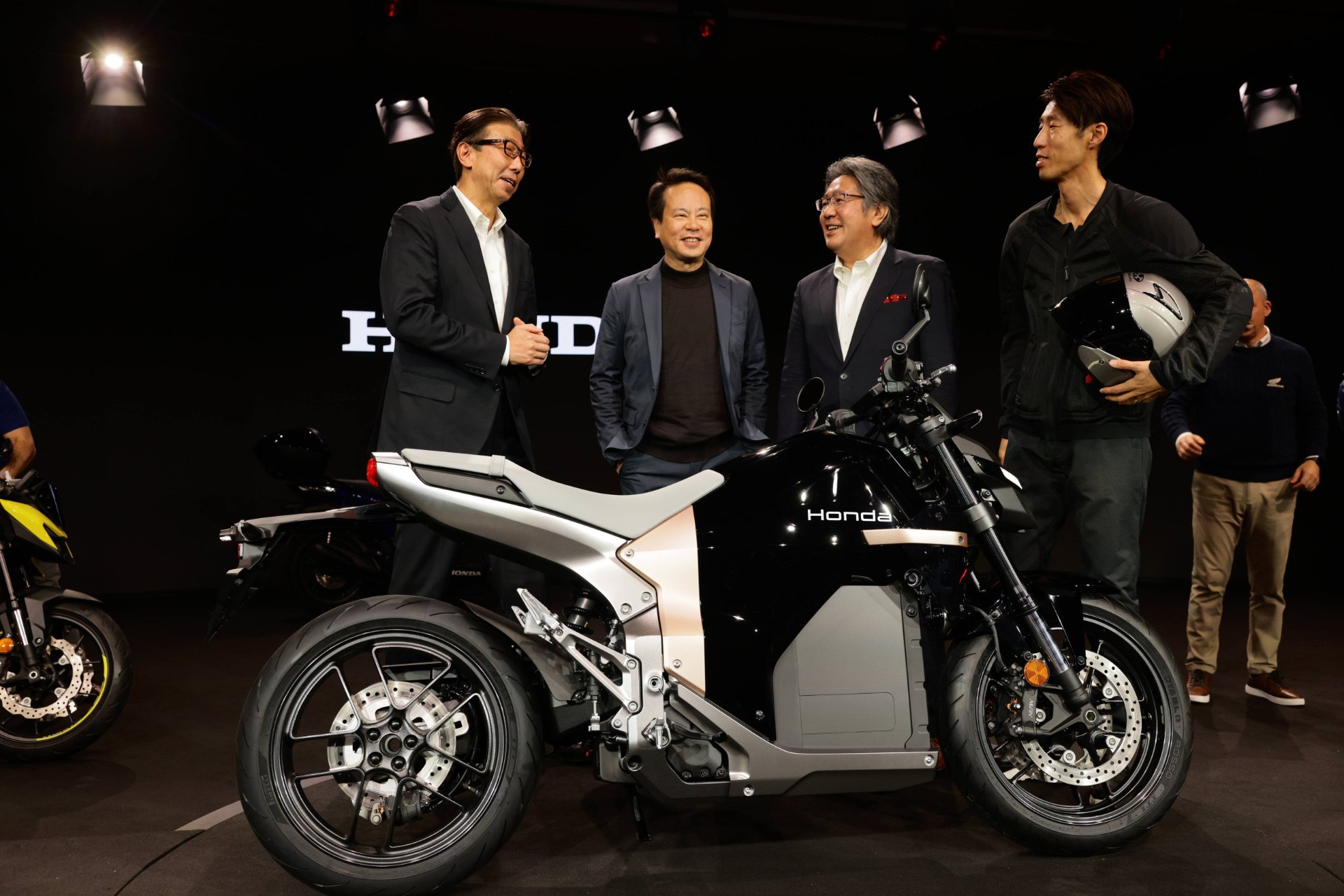 Honda WN7 moto electrique