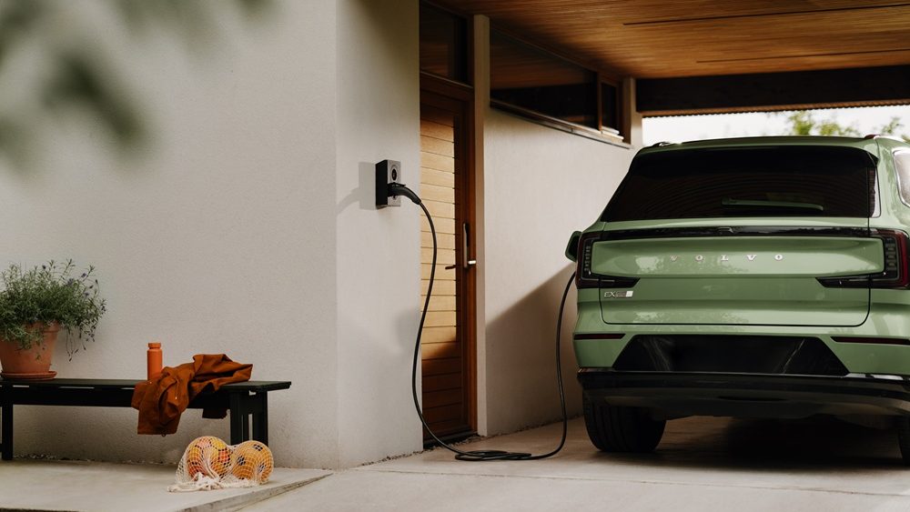 Zaptec lance la Go 2, la borne intelligente qui transforme votre voiture en batterie domestique