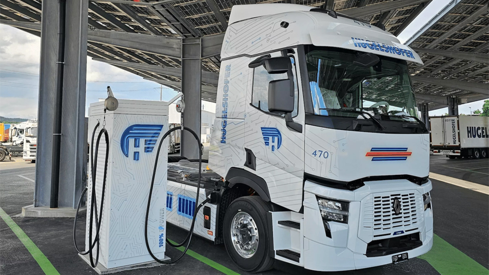 Camion électrique Renault E-Tech T chez Hugelshofer Logistik