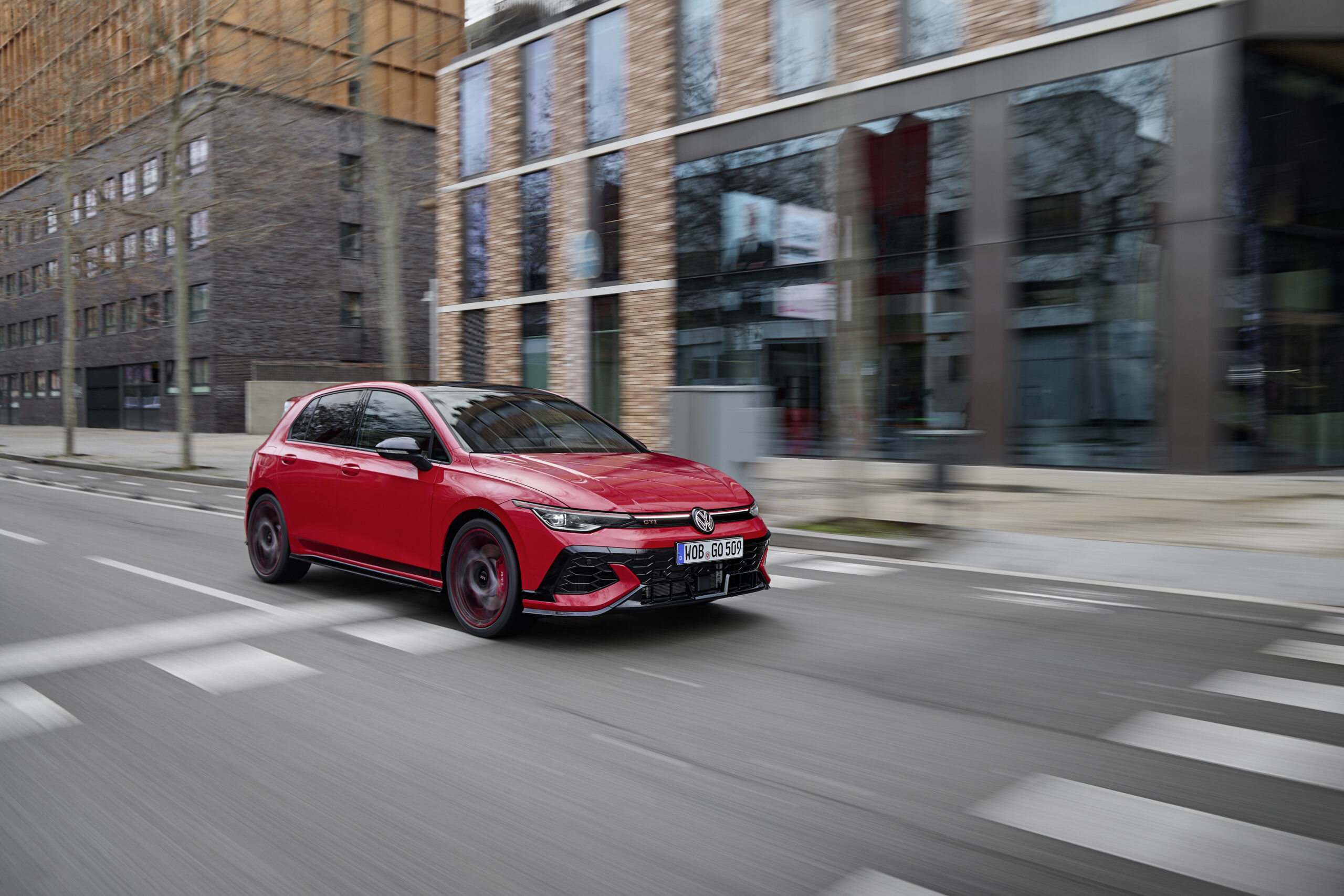 Volkswagen Golf GTI EDITION 50 : une GTI 100 % thermique à contre-courant de l’électrification