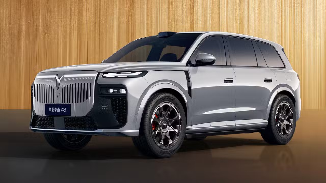 Dongfeng Voyah Taishan X8
