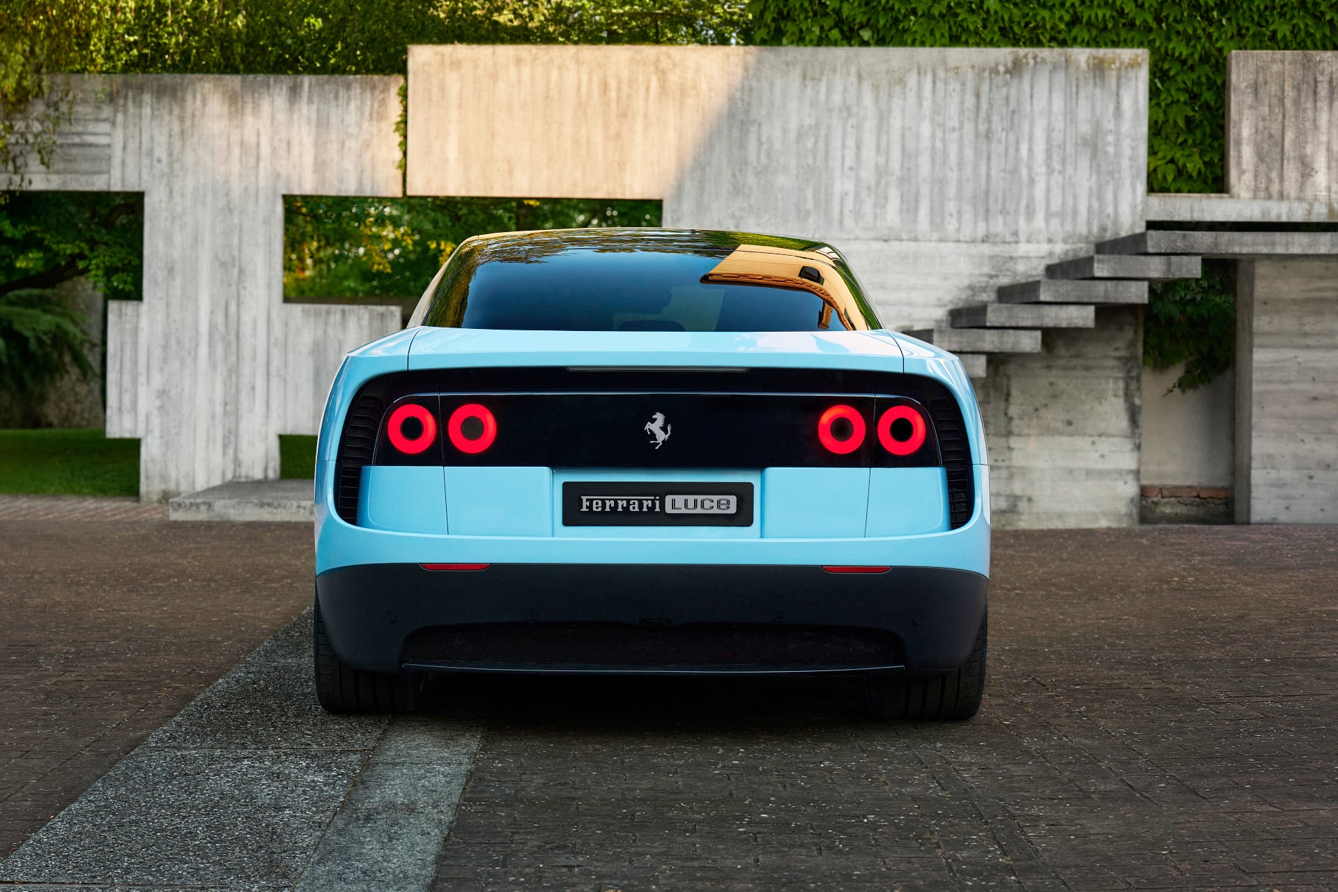 Ferrari Luce Electrique 2026 Arriere