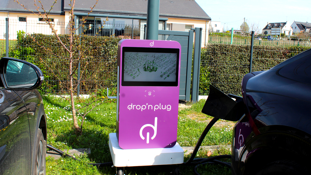 Quand Drop’n Plug gère la recharge à un salon avec ses bornes mobiles